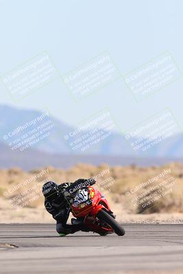 media/Dec-07-2025-CVMA (Sun) [[3e7d2de5dc]]/Race 9-Formula UL Shootout/